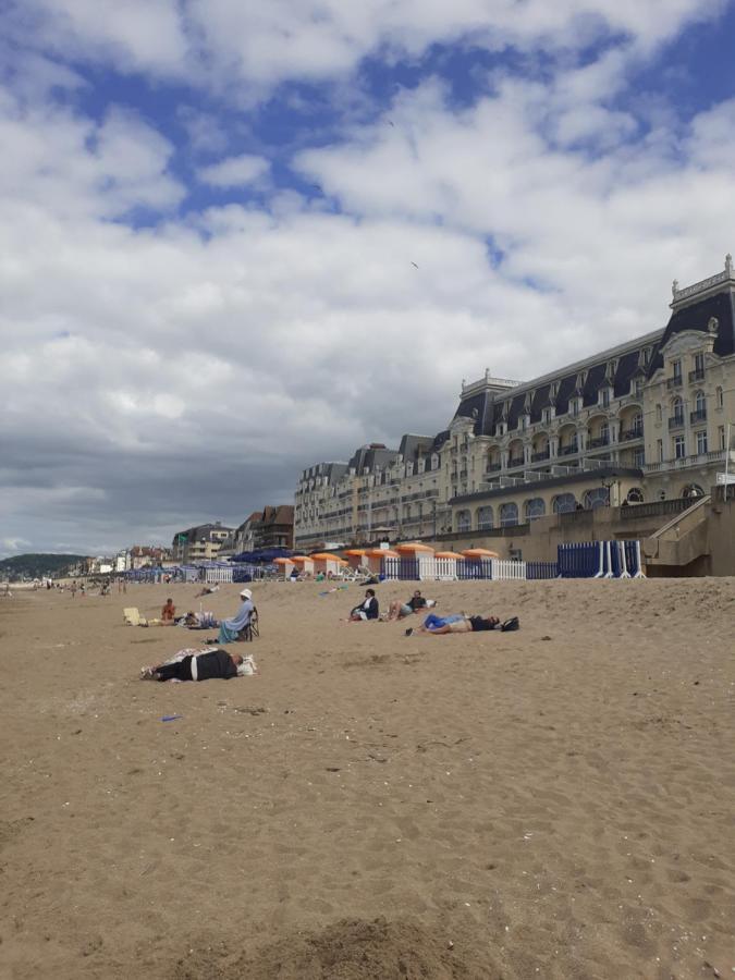 Ferienwohnung L'Annexe Cabourg Exterior foto
