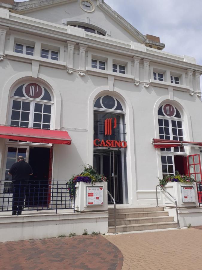 Ferienwohnung L'Annexe Cabourg Exterior foto