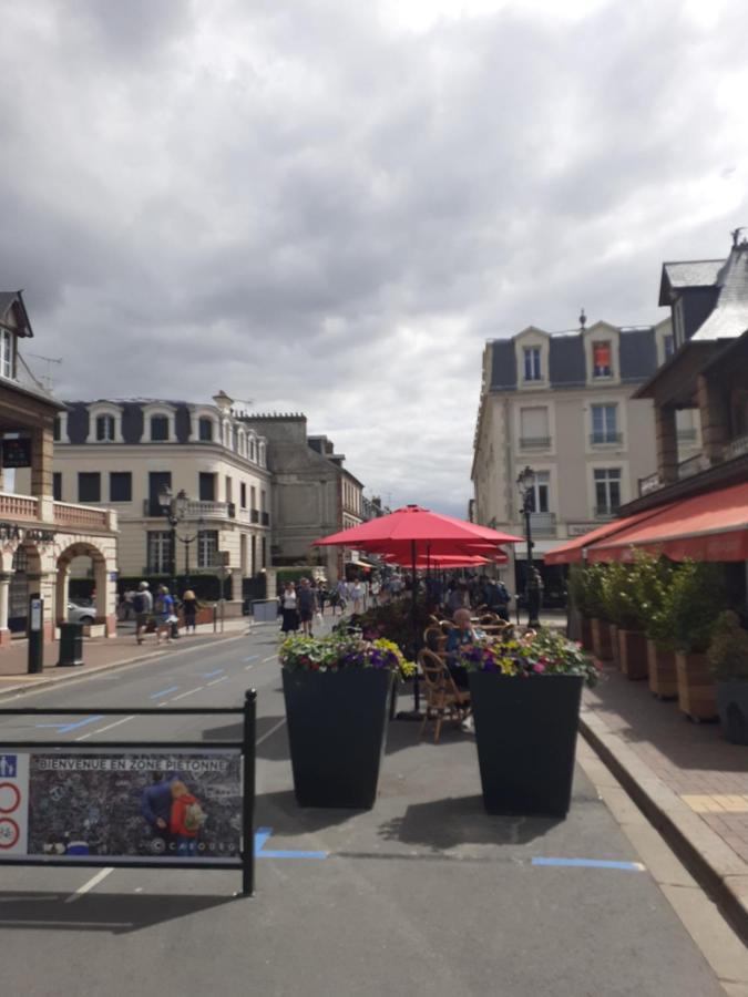 Ferienwohnung L'Annexe Cabourg Exterior foto
