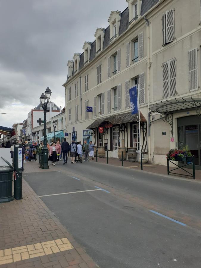 Ferienwohnung L'Annexe Cabourg Exterior foto