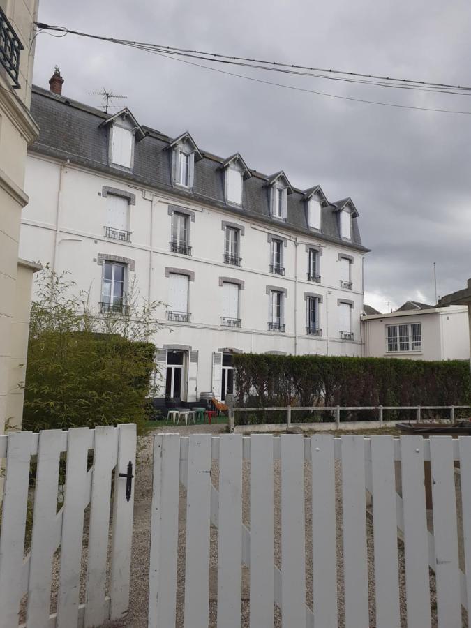 Ferienwohnung L'Annexe Cabourg Exterior foto